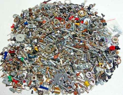 Large lot miscellaneous - large,